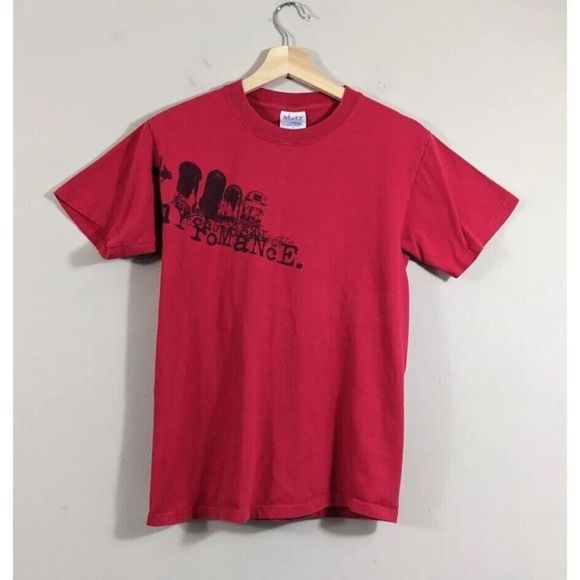 My Chemical Romance Red Graveyard Band Tee T-shirt Size Small MCR 100% Cotton - Picture 1 of 13